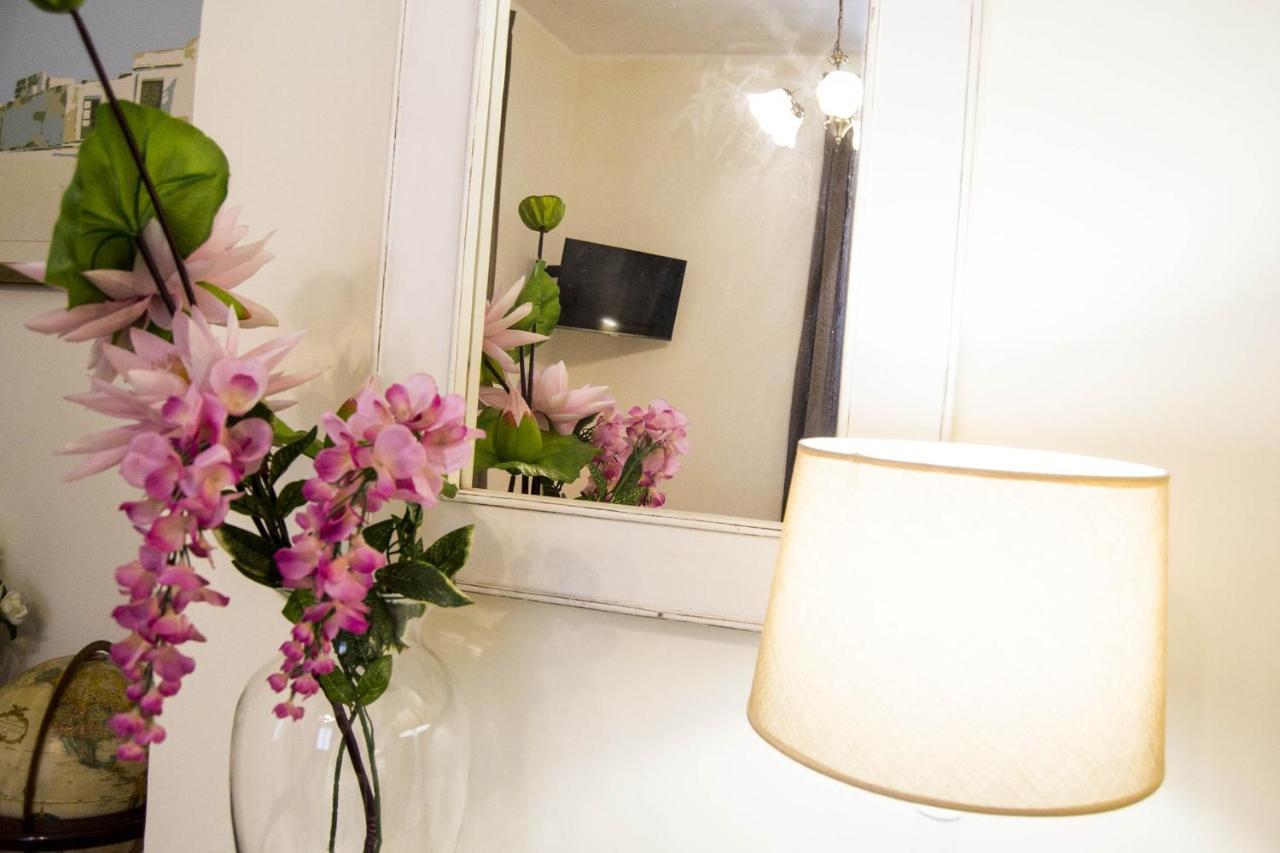 Bed & Breakfast Domus Piazza Del Popolo Rome