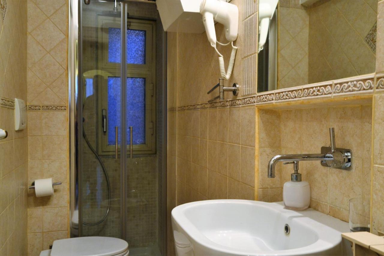 Bed & Breakfast Domus Piazza Del Popolo Rome